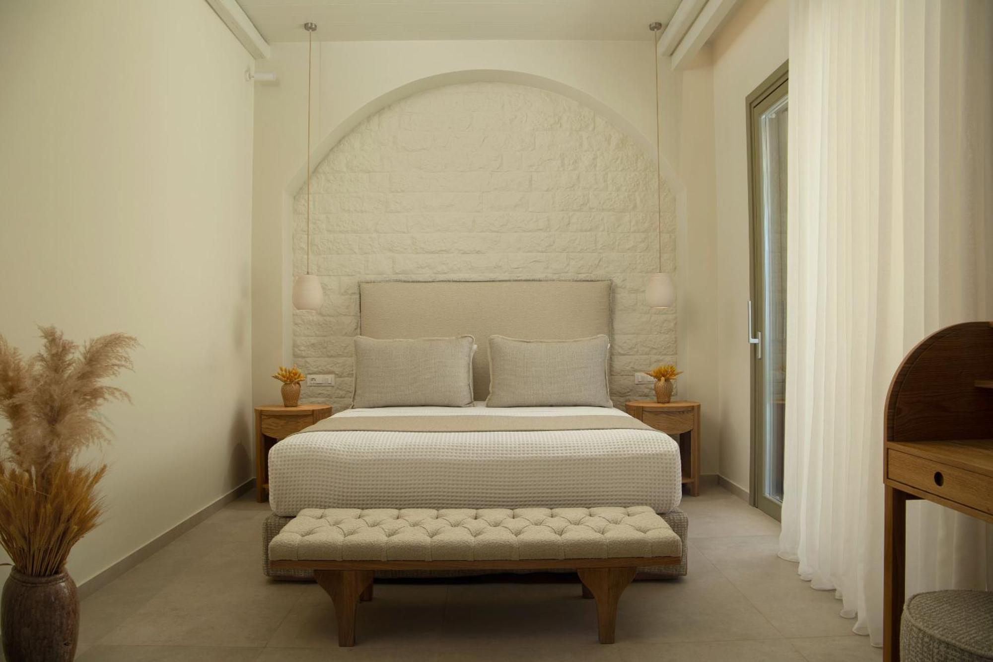 Casa Di Fiori Andros Suites الغرفة الصورة