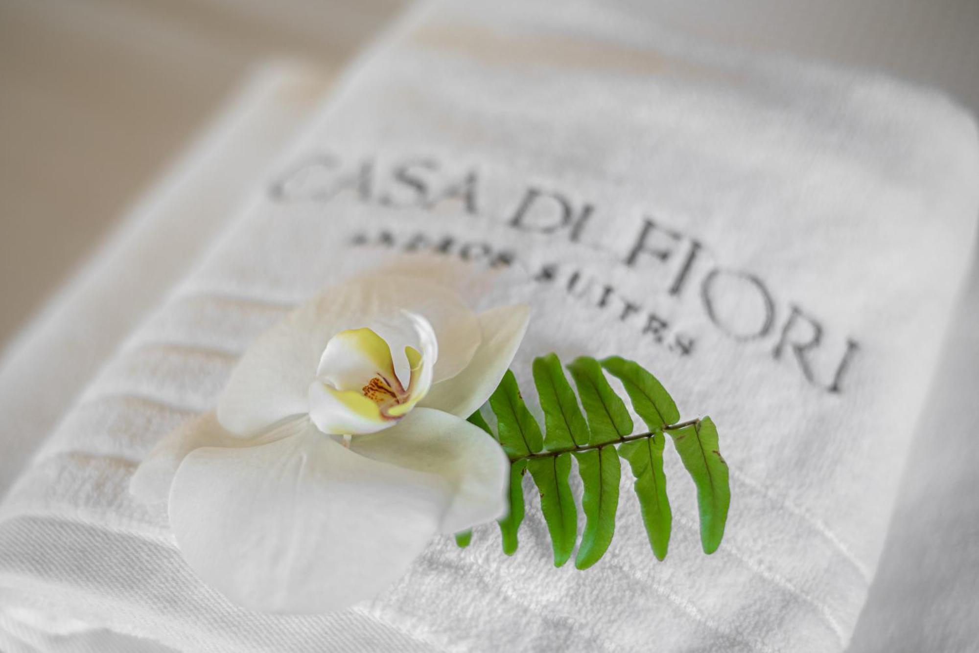 Casa Di Fiori Andros Suites الغرفة الصورة